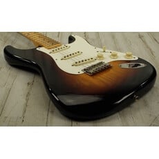 Fender DEMO Fender '56 Stratocaster Journeyman Relic - Wide-Fade 2-Color Sunburst (912)