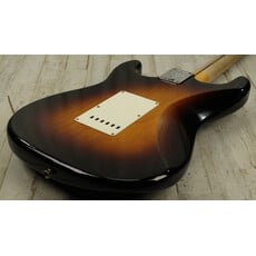 Fender DEMO Fender '56 Stratocaster Journeyman Relic - Wide-Fade 2-Color Sunburst (912)