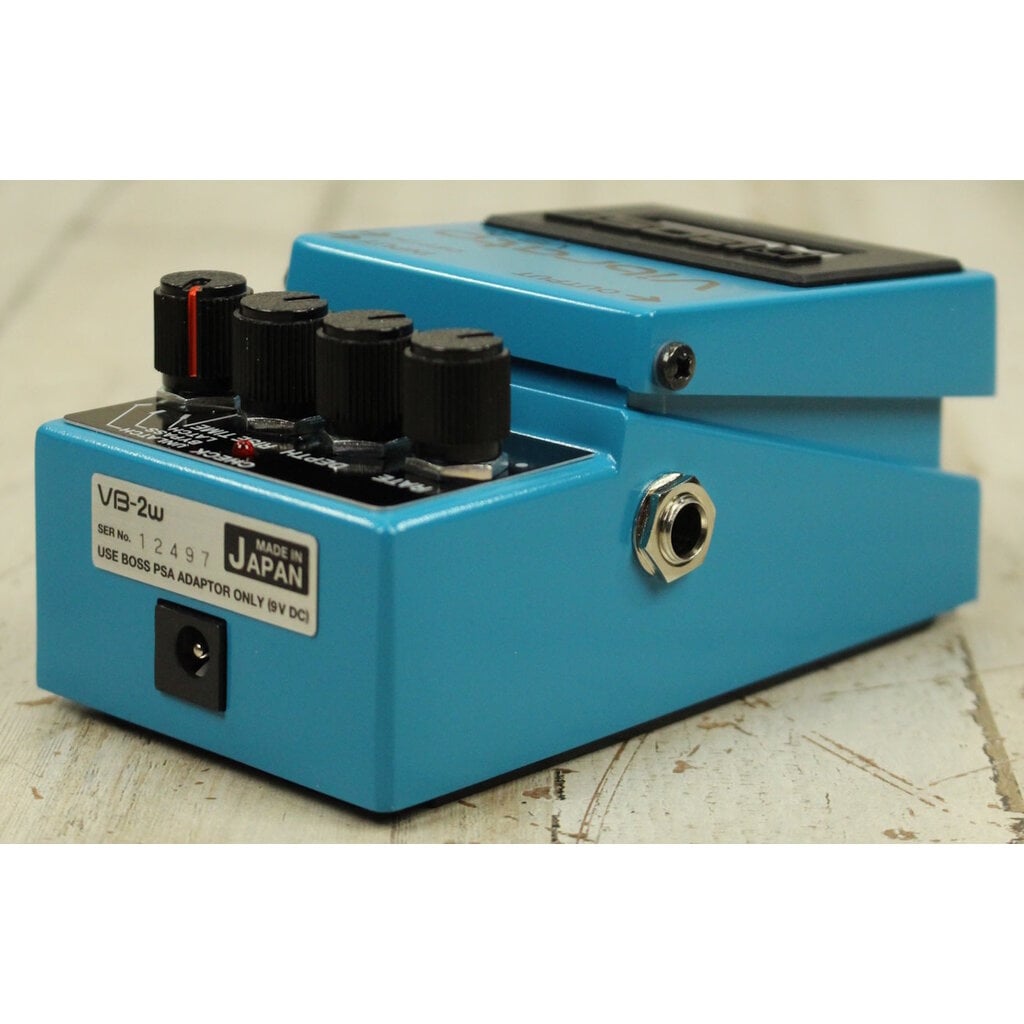 Boss USED Boss VB-2W Vibrato Waza (010)