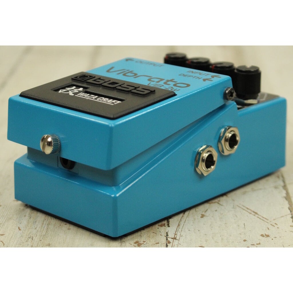 Boss USED Boss VB-2W Vibrato Waza (010)
