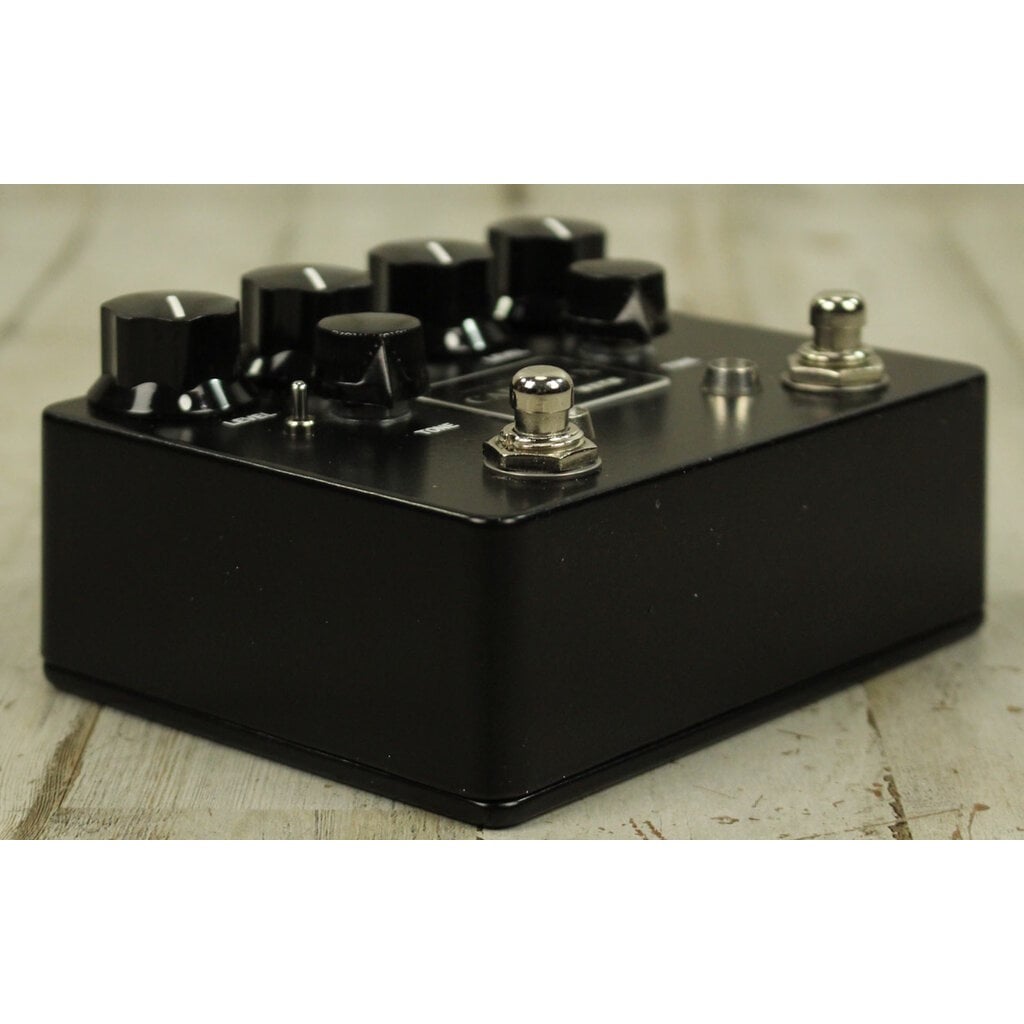 Browne Amplification USED Browne Amplification Carbon X (030)