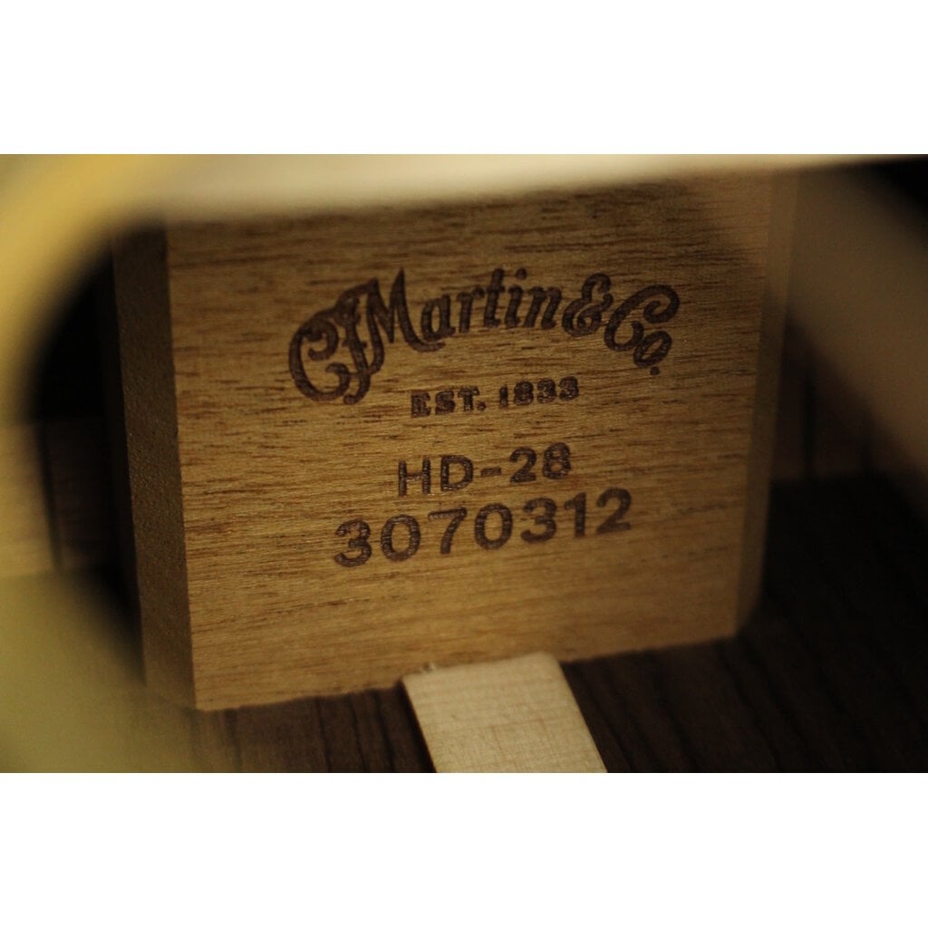 Martin DEMO Martin Standard Series HD-28 - Natural w/ Aging Toner (312)