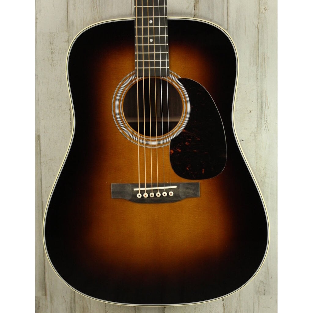 Martin NEW Martin Standard Series D-28 - 1935 Sunburst (895)