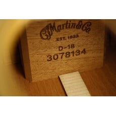 Martin NEW Martin Standard Series D-18 - Natural w/ Aging Toner (134)