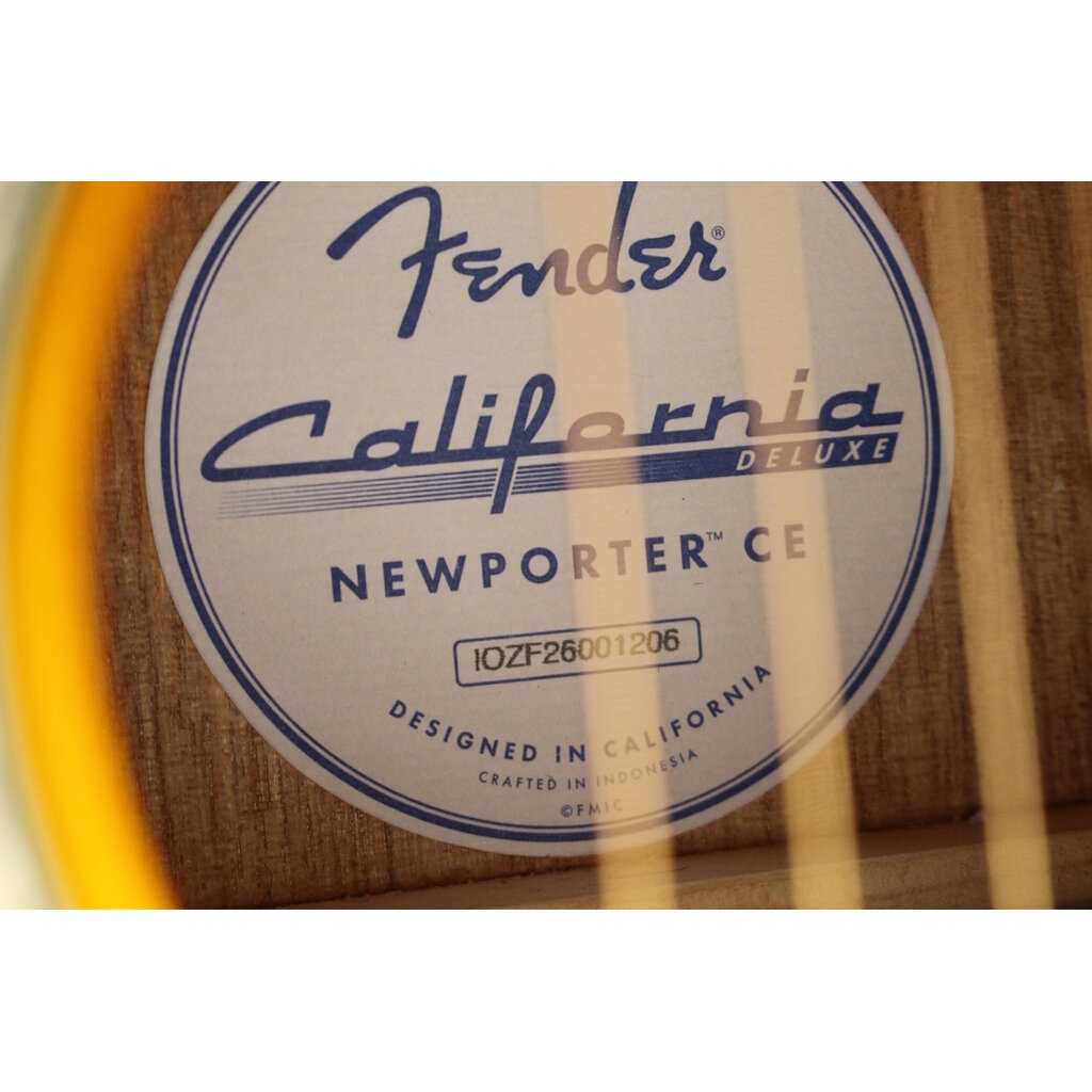Fender DEMO Fender California Deluxe Newporter CE - Sienna Sunburst (206)