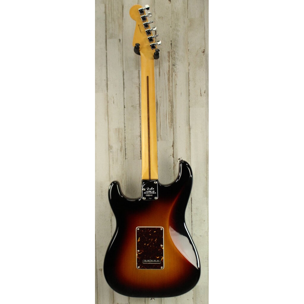 Fender DEMO Fender American Professional Stratocaster - 3-Color Sunburst (817)