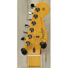 Fender DEMO Fender American Professional Stratocaster - 3-Color Sunburst (817)