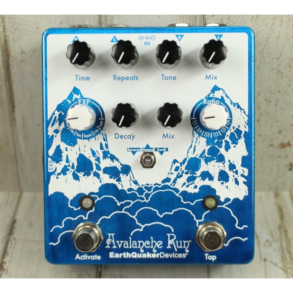 EarthQuaker Devices USED Earthquaker Devices Avalanche Run (010)