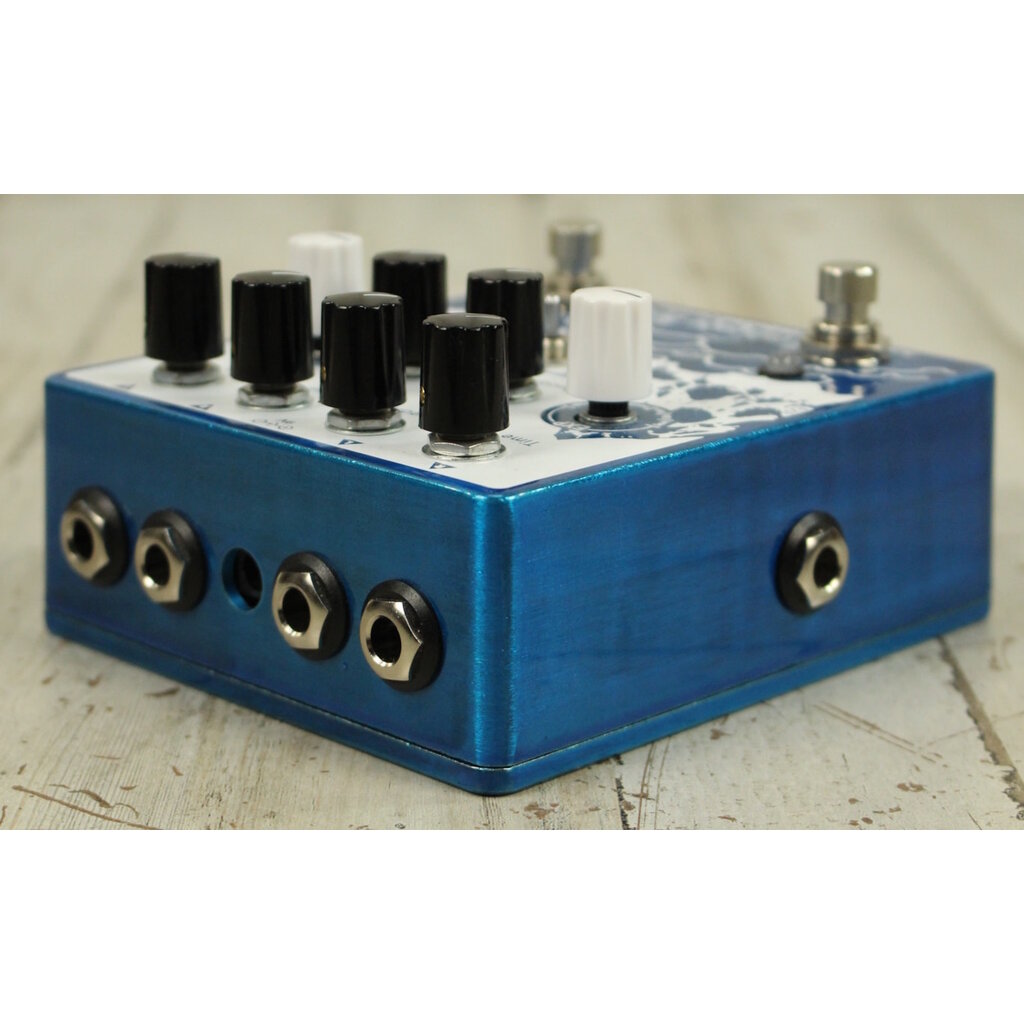 EarthQuaker Devices USED Earthquaker Devices Avalanche Run (010)
