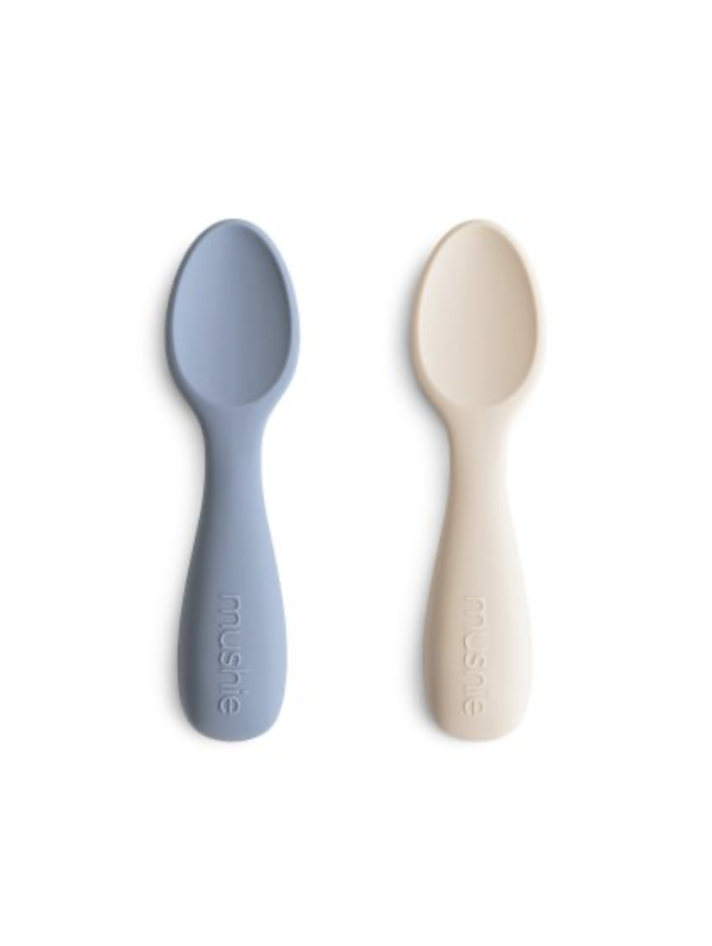 https://cdn.shoplightspeed.com/shops/608878/files/58648821/712x946x2/mushie-silicone-toddler-starter-spoons-tradewinds.jpg