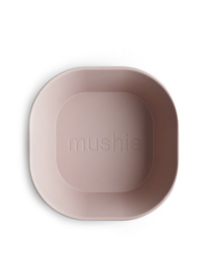 https://cdn.shoplightspeed.com/shops/608878/files/58648955/712x946x2/mushie-square-dinnerware-bowl-set-blush.jpg