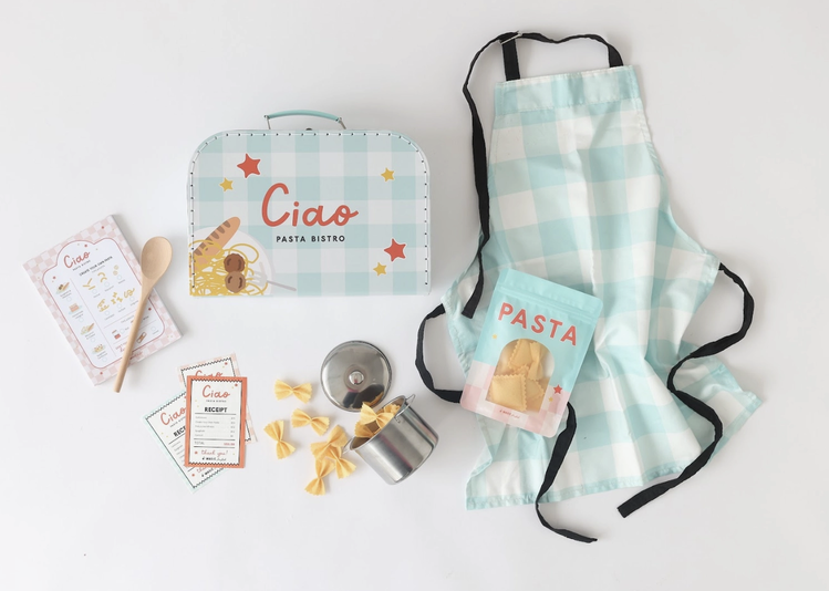 MAGIC PLAYBOOK Pasta Shop Pretend Play Kit