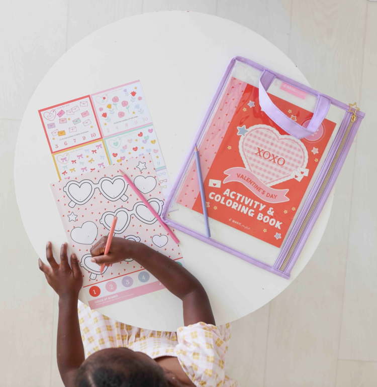 MAGIC PLAYBOOK Valentine's Activity Book