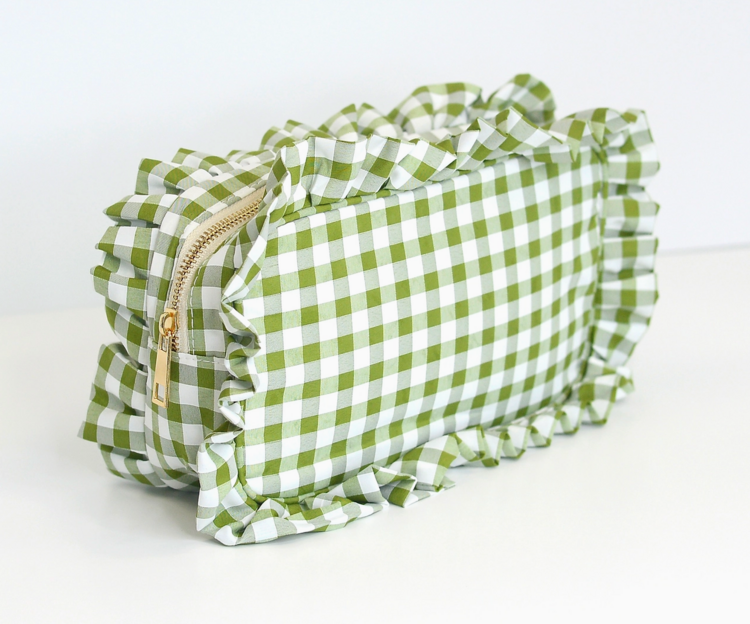 MUGSBY Gingham Ruffle Pouch - Green