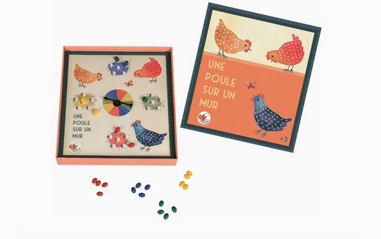 EGMONT Chicken On A Wall Game