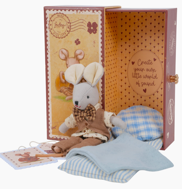 LEVLOVS Liam In Stamp Holder Box