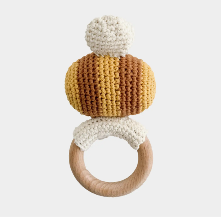 THE BLUEBERRY HILL Crochet Bee Teether