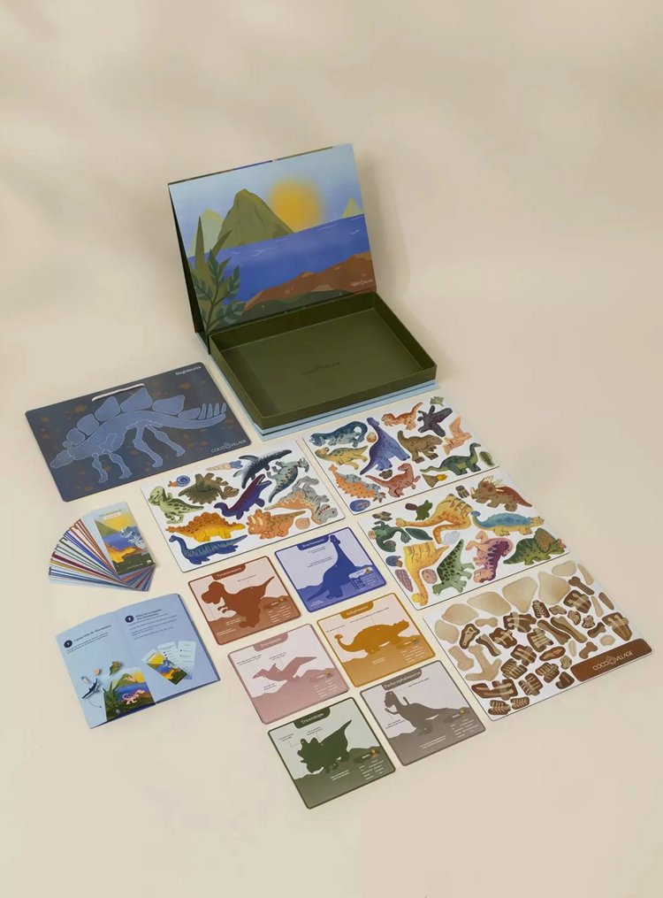COCO VILLAGE Interactive & Magnetic Encyclopedia - Dinosaur Discovery
