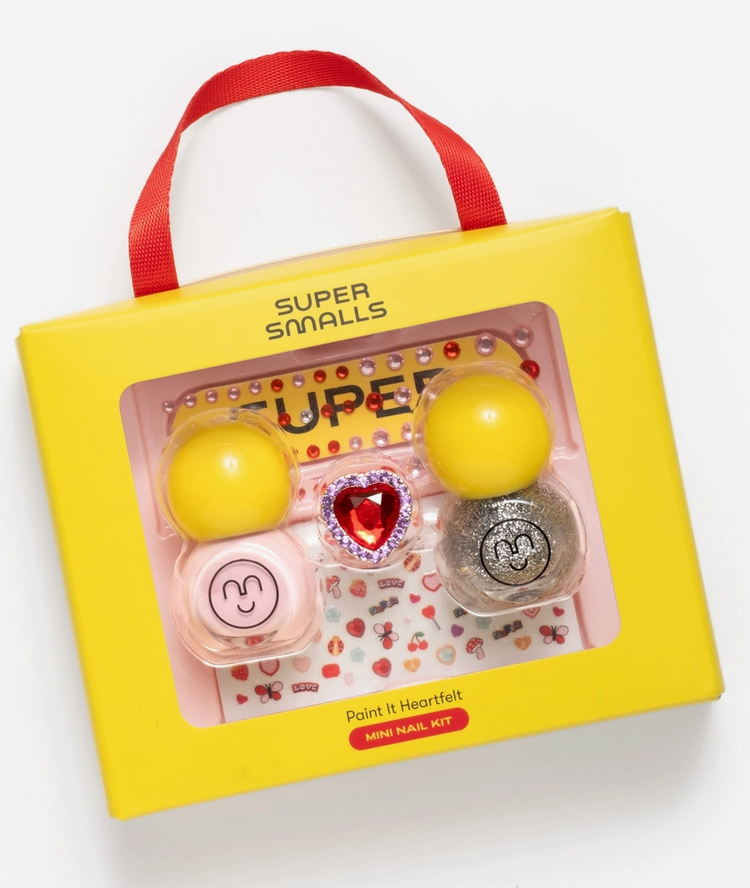 SUPER SMALLS Paint It Heartfelt Mini Nail Kit