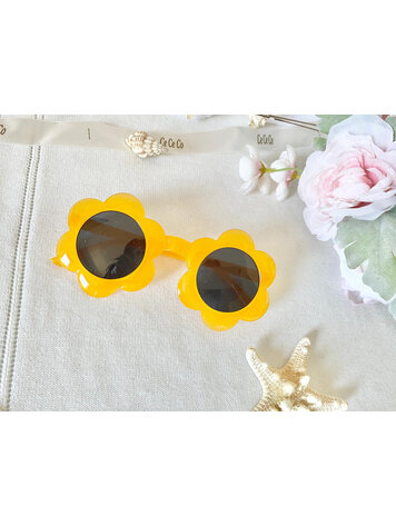 CE CE CO Jelly Sunflower Sunglasses - Beige