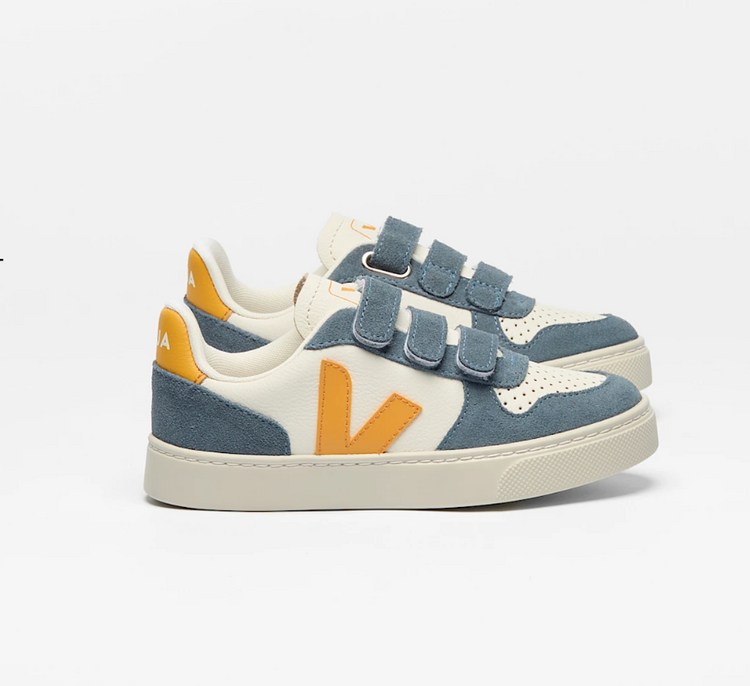 VEJA V-10 Leather