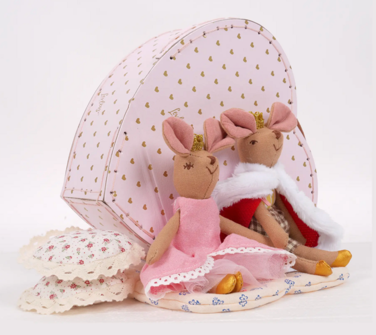 LEVLOVS King And Queen Mice In Heart Shape Box