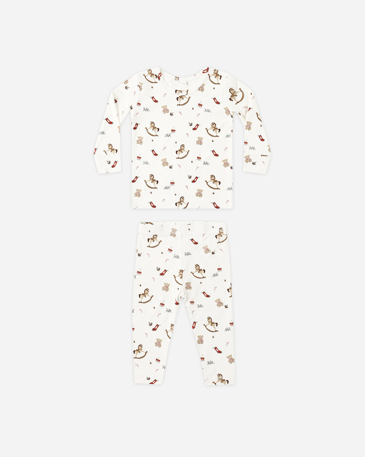 QUINCY MAE Toy Chest Baby Pajama Set
