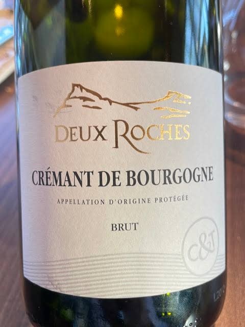 Deux Roches Cremant de Bourgogne. -750ml