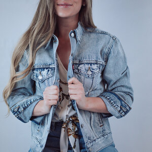 Levi's Ex-Boyfriend Trucker jacket