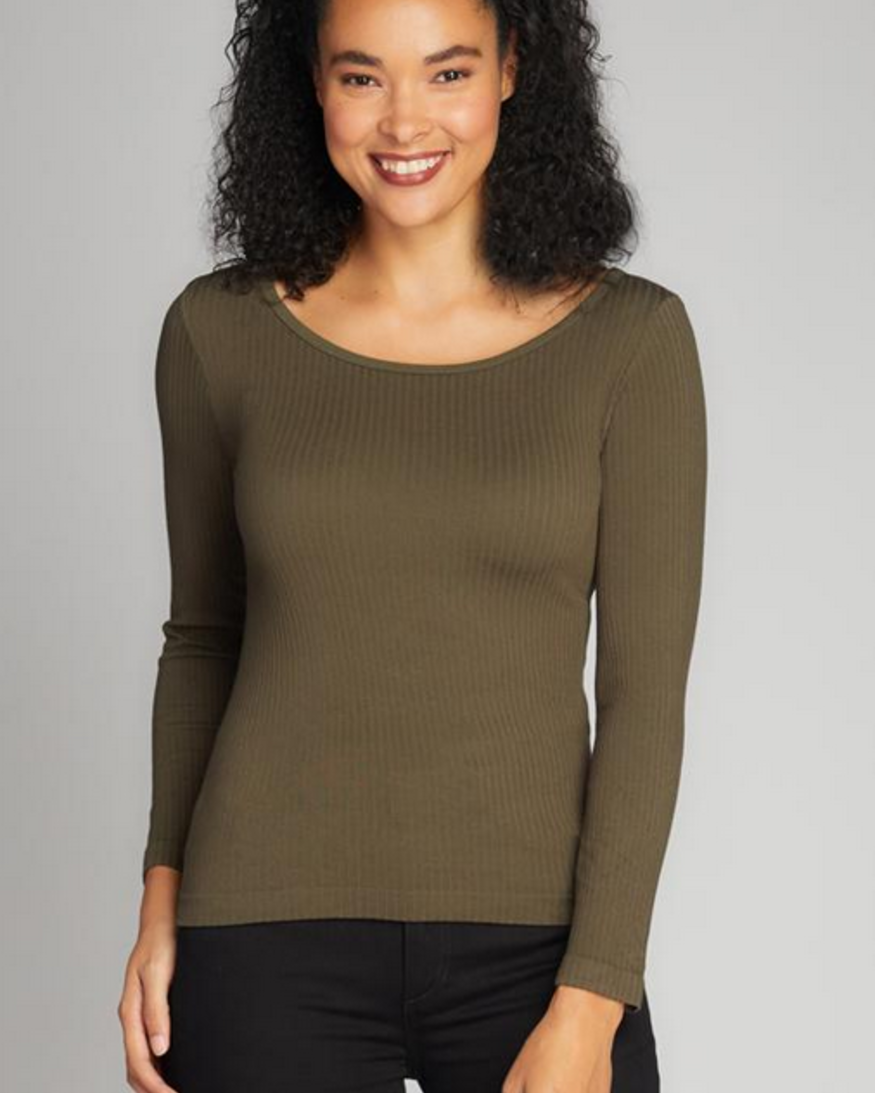 Cest Moi Seamless Rib Crew Neck Top