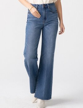 Unpublished Jolene Mom Jean