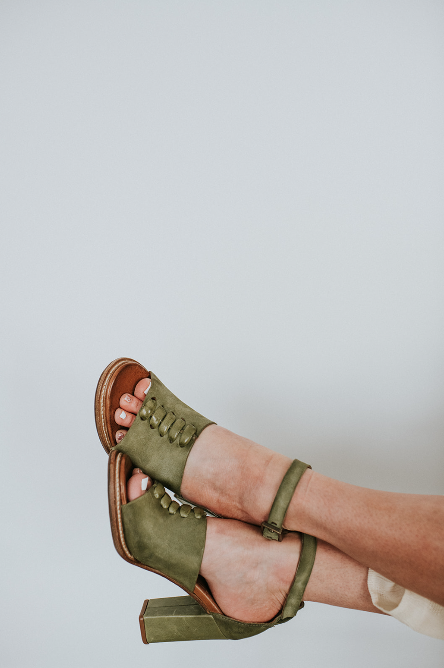 Milani Sandal White Bull Clothing Co