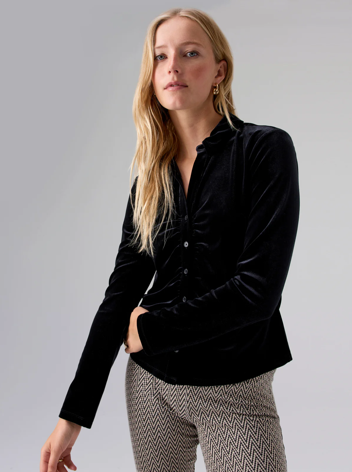 Dreamgirl Velvet Top - White Bull Clothing Co