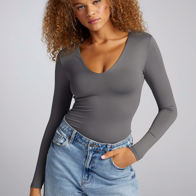 Women's Mock Neck Long Sleeve Bodysuit Slim Fit Cold Shoulder Body-Hugging  Sexy Tops Playsuit, A, Small : : Clothing, Shoes & Accessories