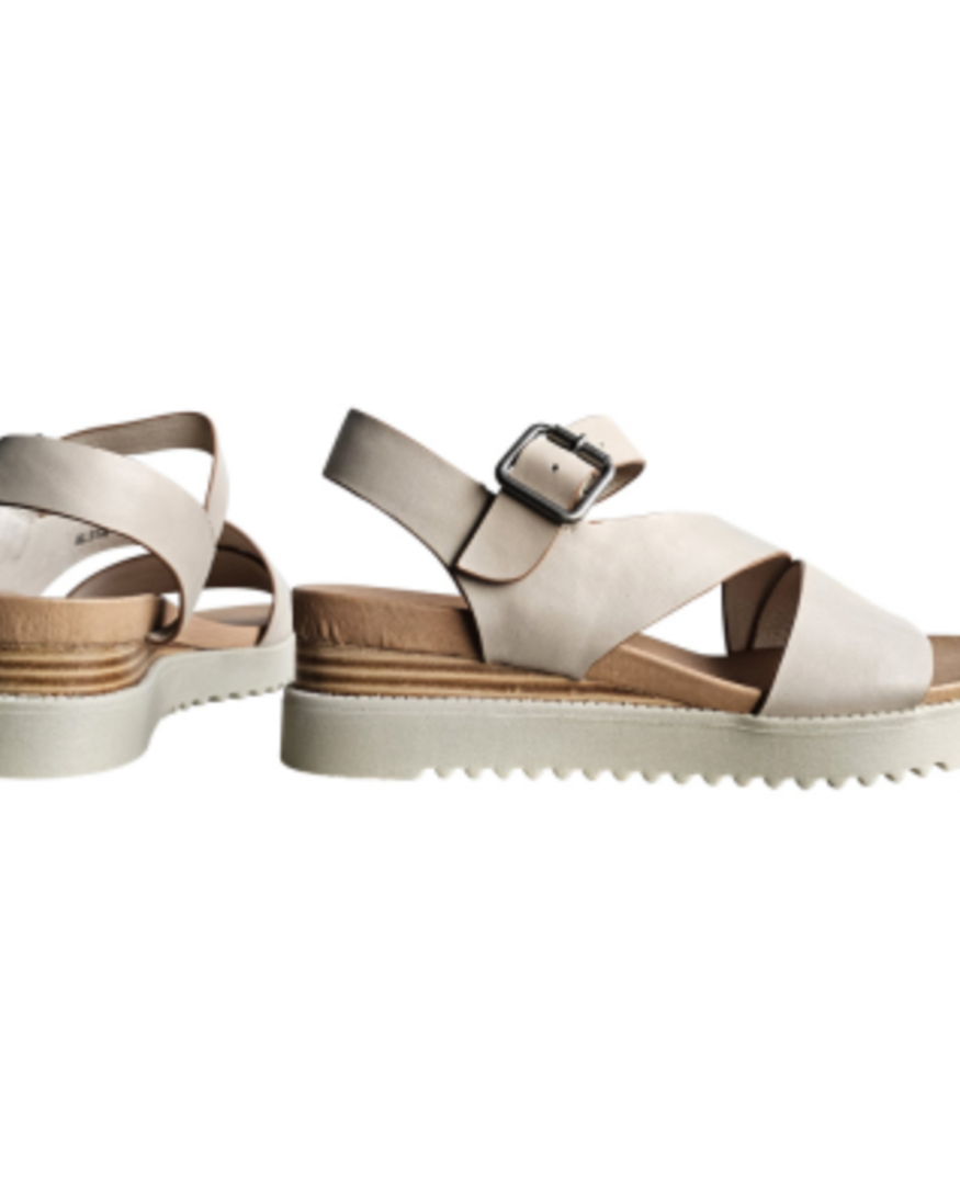 Django & Juliette Alisa Sandal