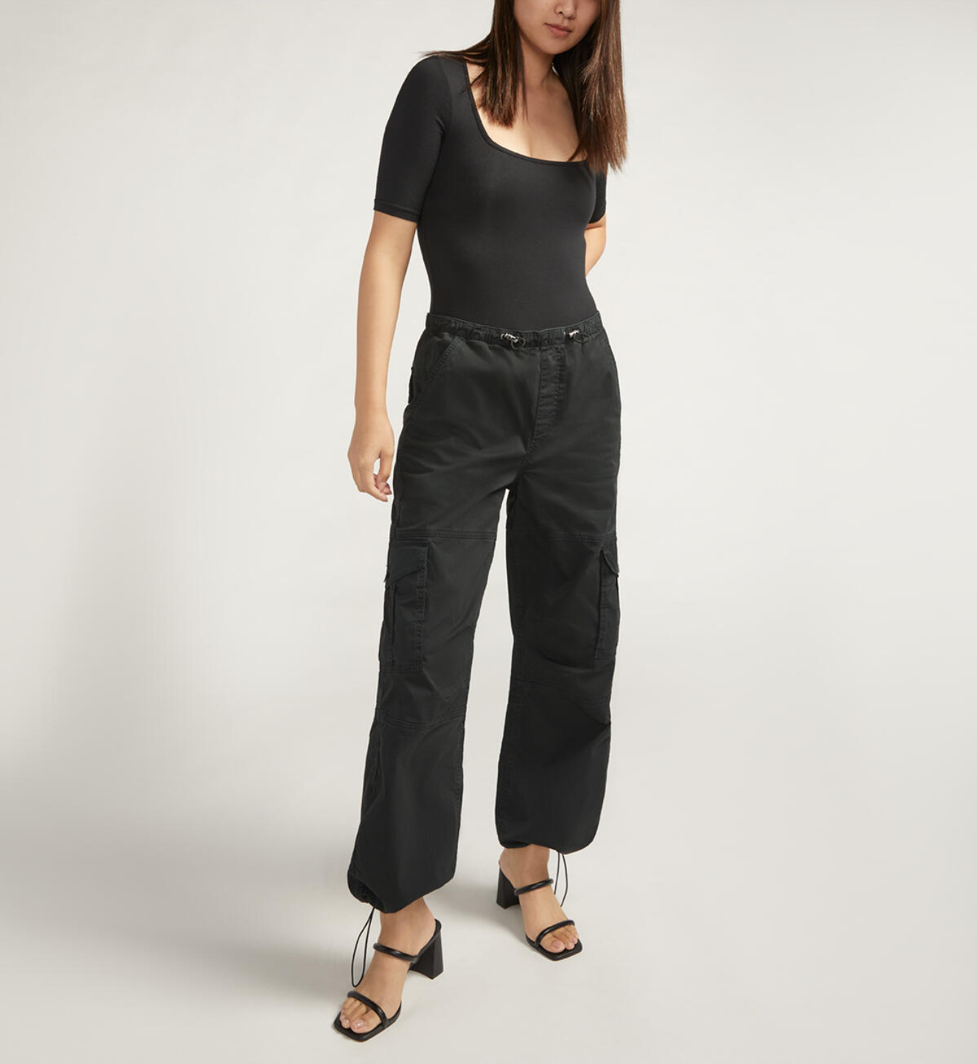 silver-jeans-for-us-parachute-