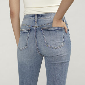 Silver Jeans - For Us Beau Slim Leg V260