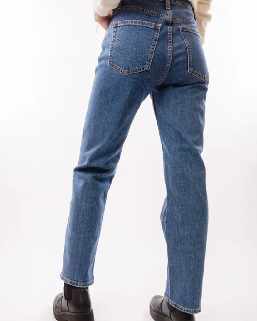Silver Jeans - For Us Highly Desirable Straight