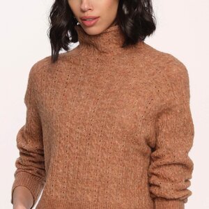 Heartloom Zeke Sweater
