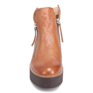 Django & Juliette Nene  Boot