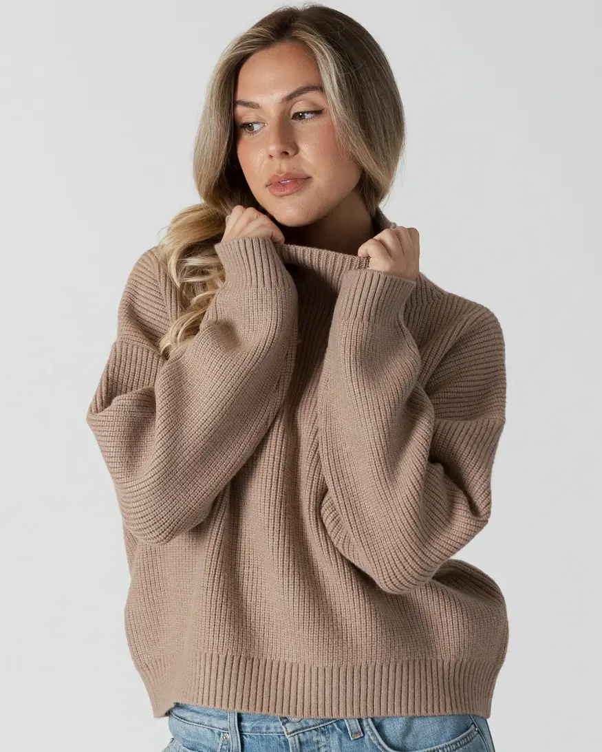 Lyla & Lux Evolet Ribbed Mockneck