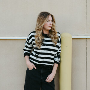 Lyla & Lux Jessie Sweater