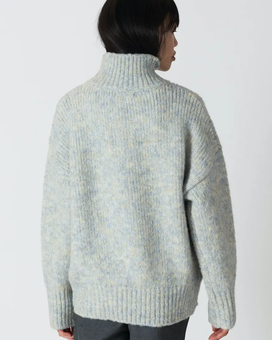Lyla & Lux Aggie Sweater