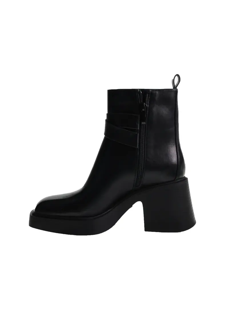 Chinese Laundry Adriel Boot
