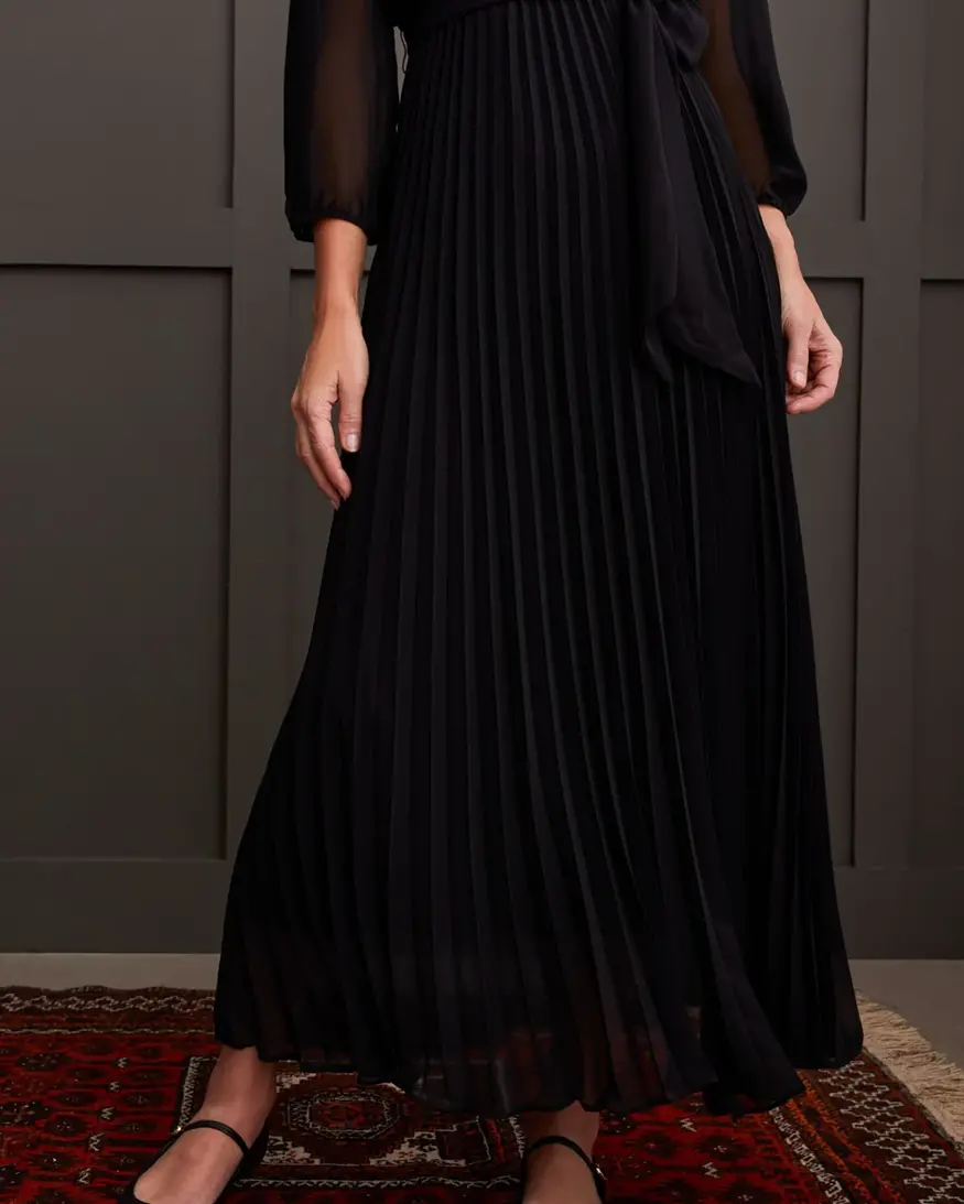 Tribal Nora Pleat Midi Dress