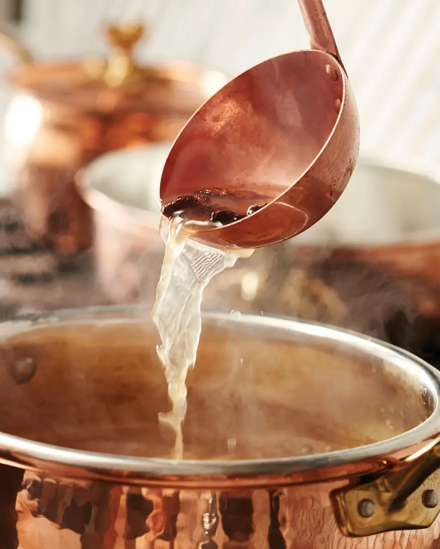 Thymes SCi Metallic Poured Candle