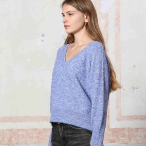 Torin V-Neck Knit