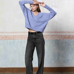 Torin V-Neck Knit