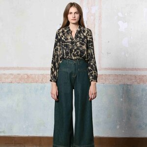 See U Soon Tasha LS Top