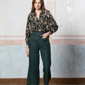 See U Soon Tasha LS Top